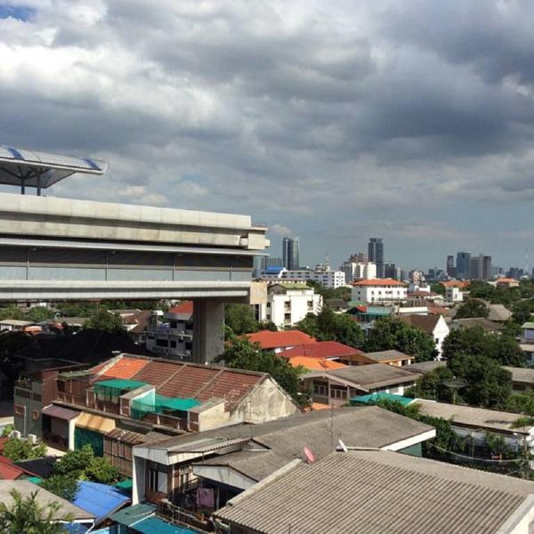 The State Apartment Bangkok Buitenkant foto